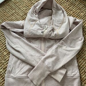 Lulu lemon scuba jacket.